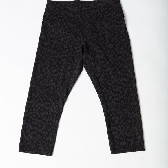 Lululemon Wunder Train High-Rise Crop Size 12 - Picture 9 of 13